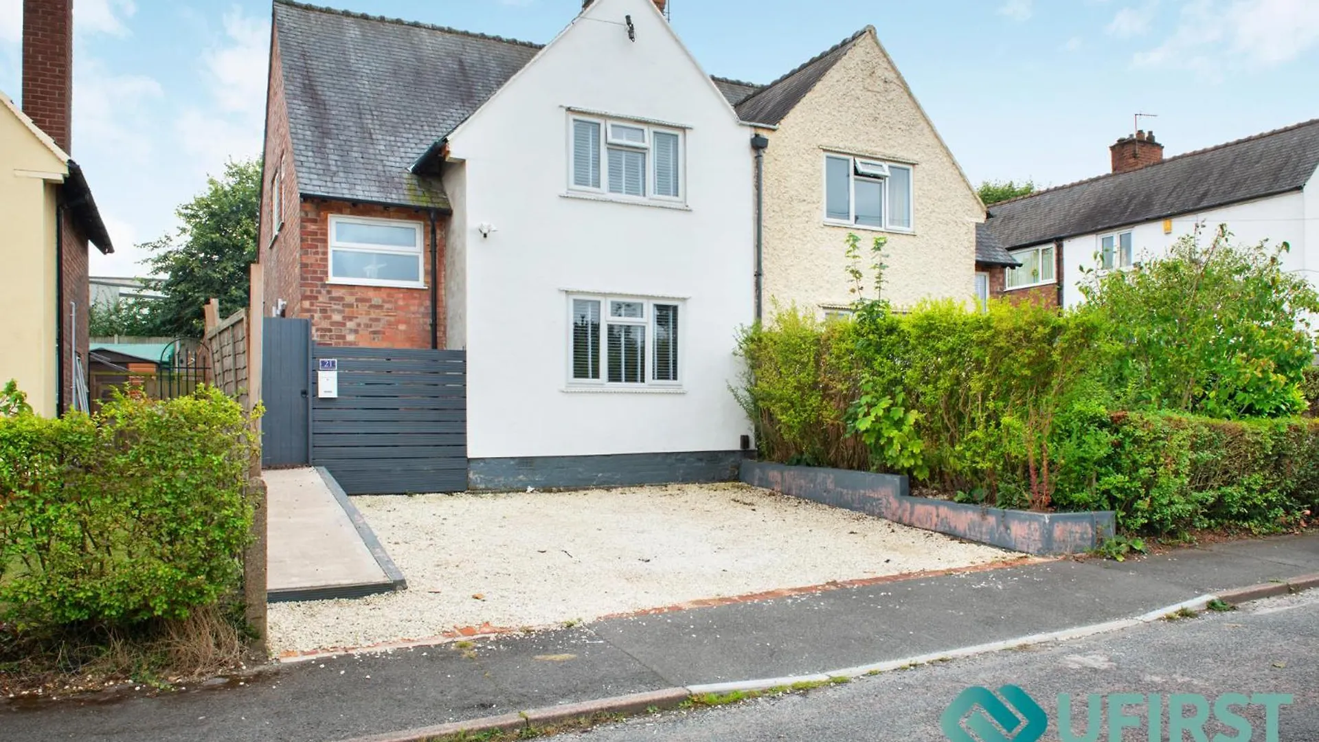 Luxury 3Br House - Hot Tub - Near Castle, Qmc - City Centre & Trent Bridge - Free Parking - Sleeps 6 Nottingham United Kingdom