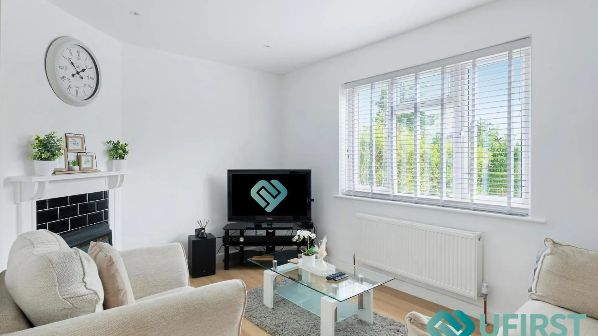 Luxury 3Br House - Hot Tub - Near Castle, Qmc - City Centre & Trent Bridge - Free Parking - Sleeps 6 Nottingham 0*,  United Kingdom