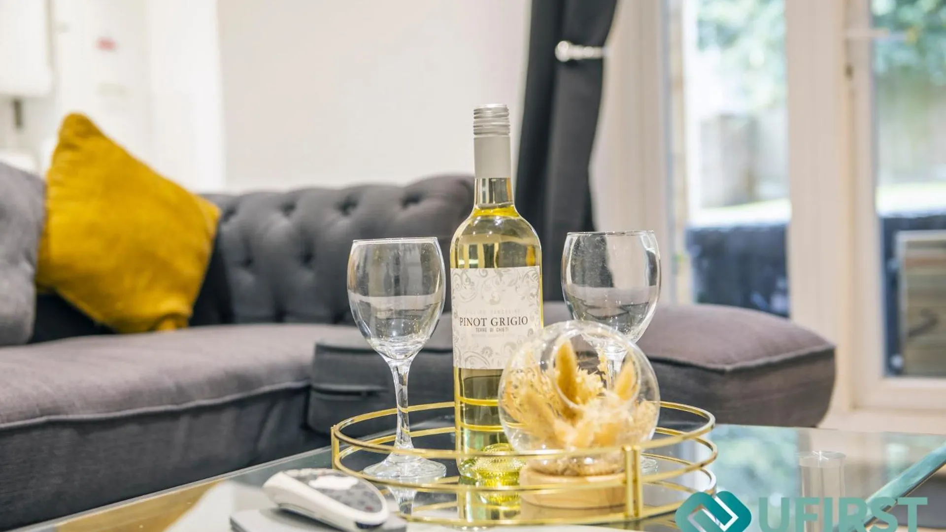 Сasa de vacaciones Luxury 3Br House - Hot Tub - Near Castle, Qmc - City Centre & Trent Bridge - Free Parking - Sleeps 6 Nottingham